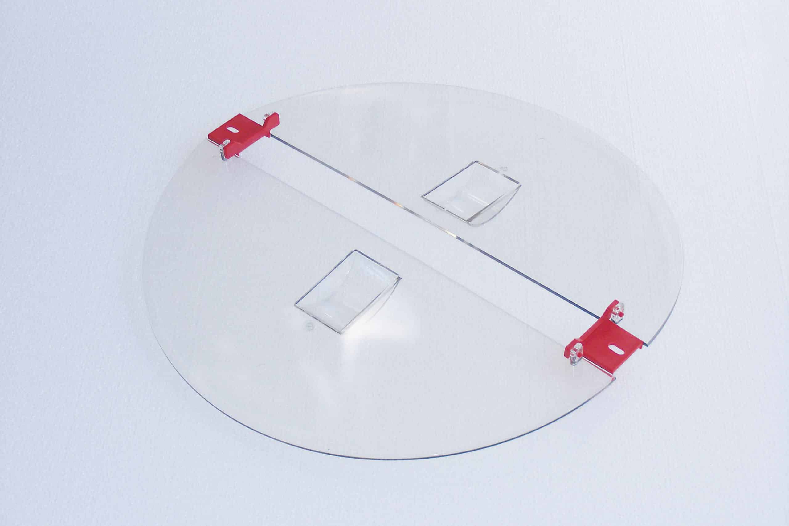 ## 🖼️ **ALT immagine in evidenza** **Coppia di semicoperchi trasparenti in policarbonato con cerniere per smielatore Ø 520 mm – resistenti, lavabili e compatibili con modelli standard**